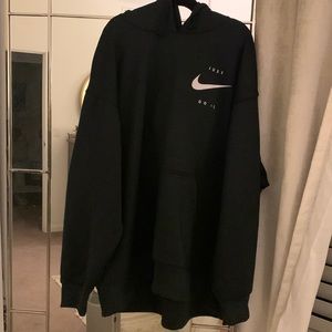 Black Nike Sweatshirt Large